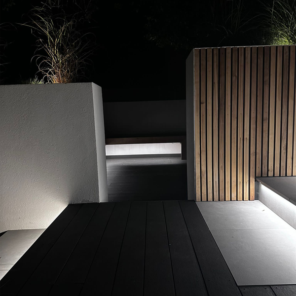 Plug and Play Led Strip 4m Warm White - The Outside Lighting Specialists
