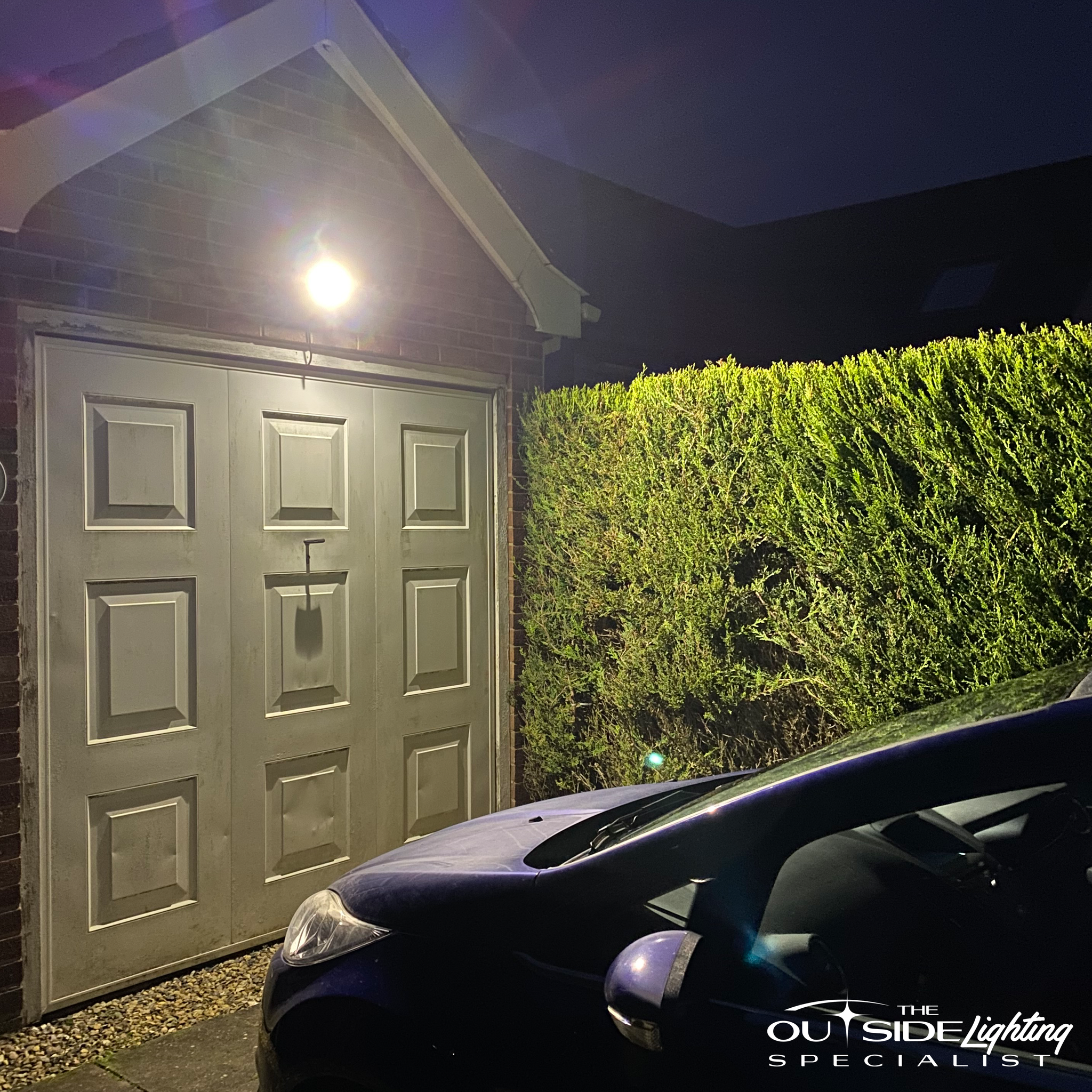 10w Floodlight with PIR and remote controll- - The Outside Lighting Specialists